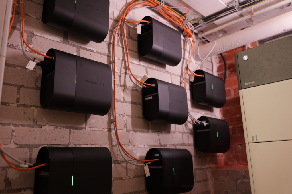 Technikraum mit PIONIERKRAFTwerken im Haus von Carsten Tielker